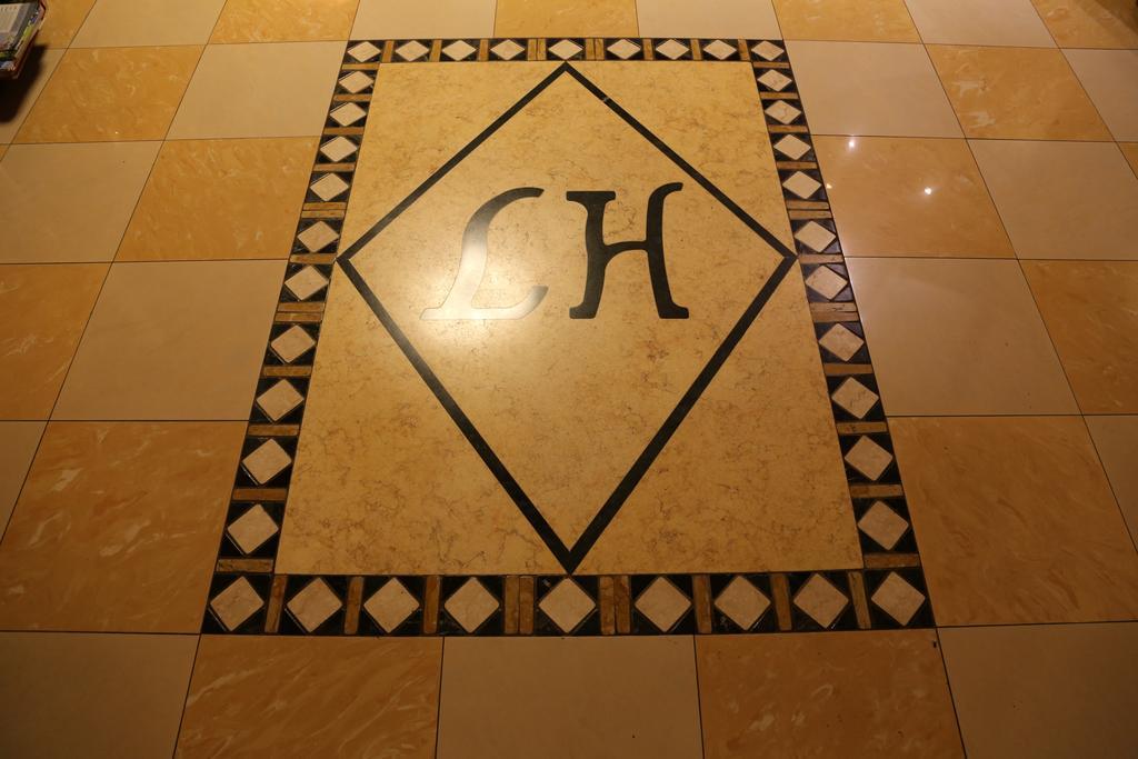 Hotel Lenotel ภายนอก รูปภาพ